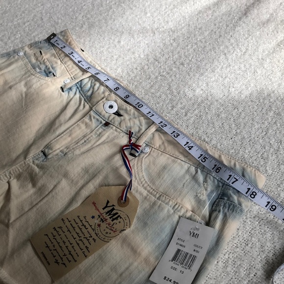 YMI Acid Wash Distressed Denim short Shorts Jrs 13 - Picture 3 of 9